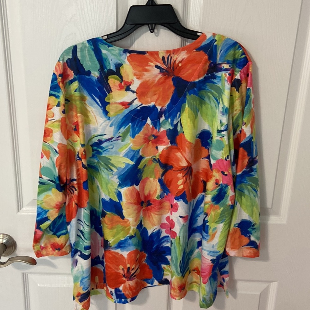 Alfred Dunner pull over blouse - Picture 2 of 3